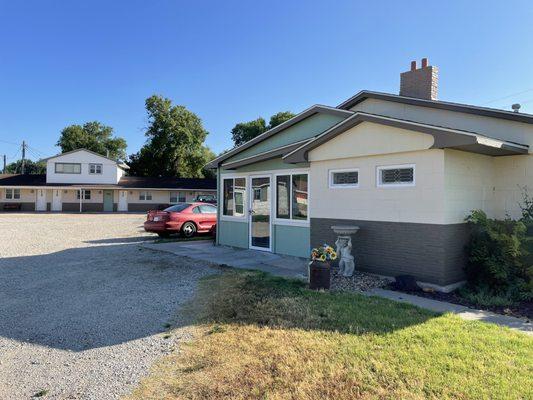 Evergreen Motel Office