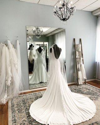 Beautiful Crepe Allure dress with new Pearl Veil