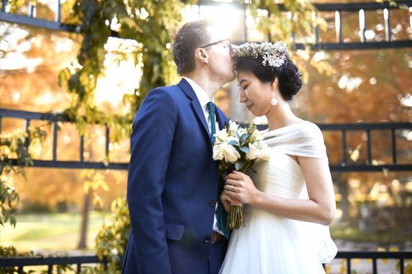 Beautiful couple at Botanic Garden in Fort Worth