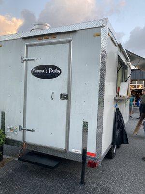 Look for this food truck if you want genuine soul food cooking!