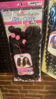 Weft bundles with closure