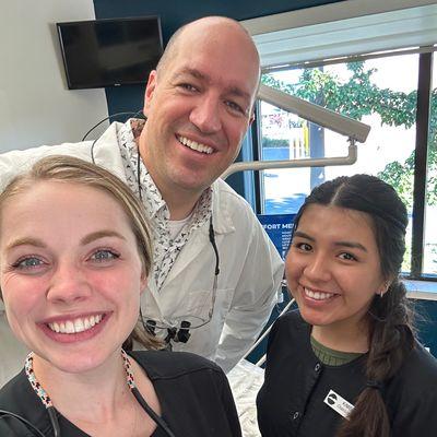 EFDA Hannah, Dr. Bryan Hill and Chairside Assistant Kimberly are all smiles and ready to welcome new friends to our office!