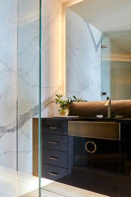 Masculine Master Bath turns function into feature