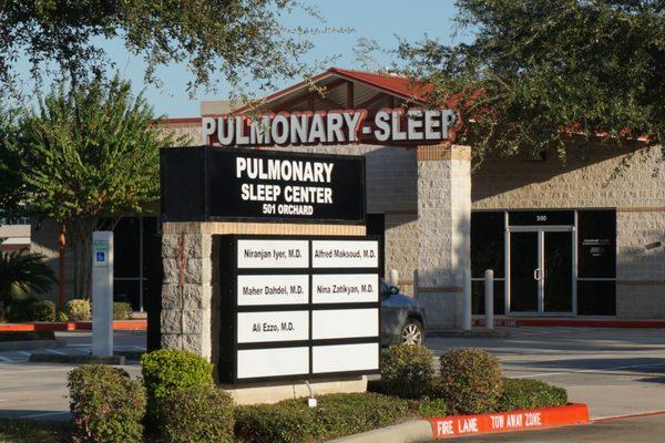 Pulmonary Clinic. Sleep Center.