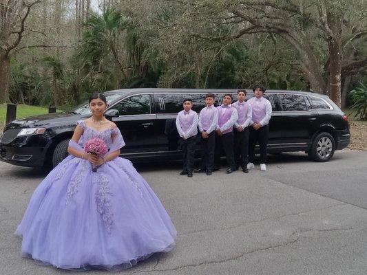 The best Limousine Services and Party bus in Tampa Bay