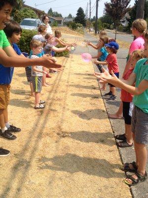 Water balloon toss