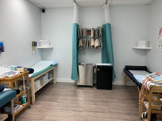 Treatment room.