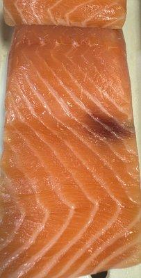 Very wired salmon very terrible quality