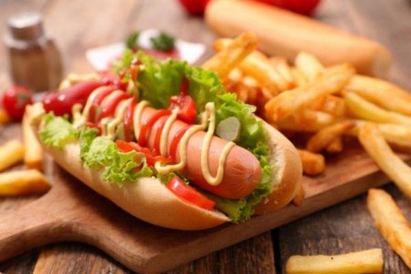 Hot dog por solo $1.00