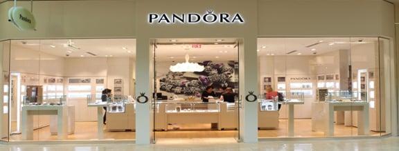 The new PANDORA Jewelry store in the Cool Springs Galleria.