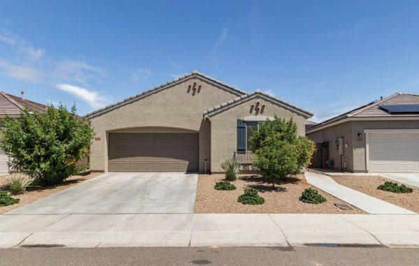 I had the pleasure of selling this home in Coldwater Ranch, Peoria.  Seller Representation