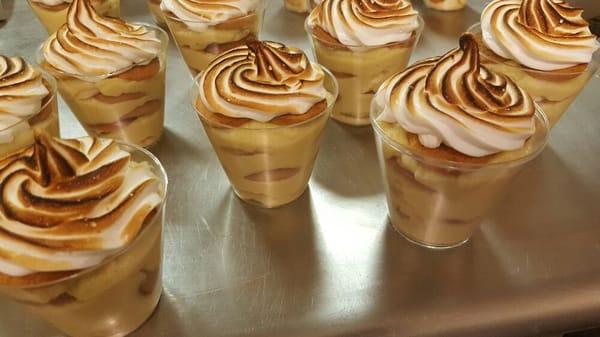 Twisted Pastry  Banana pudding perfect for dinner parties, office lunches; make an impression, call now [404] 909-5296