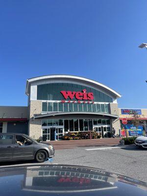 Weis Markets