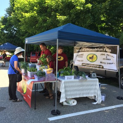 Independent family farms make our Farmers Market special!