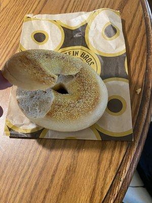 This is a "sliced" bagel.  Please someone else open another bagel shop in town.