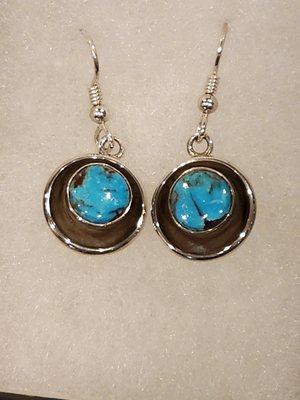 Bisbee Turquoise (different than normal turquoise & naturally stable)