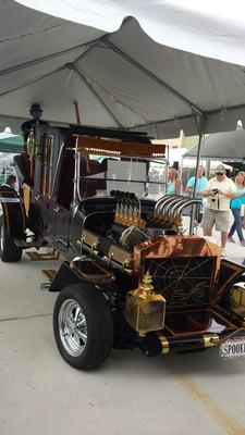 The Munsters car