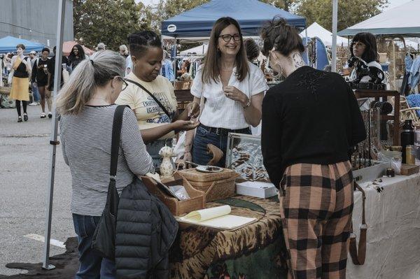 Oakland Vintage Market