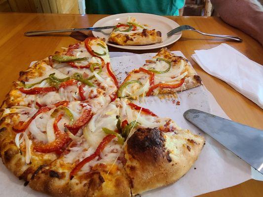 Waters Edge RV Park & Pizzeria