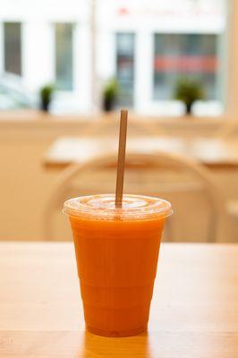 Sunny G: Carrot, apple, pineapple, lemon, ginger, and mint.