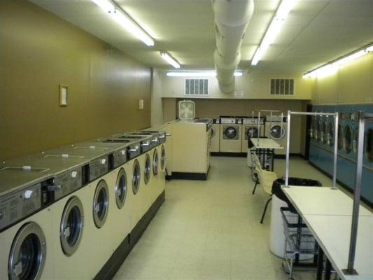 24 Hour Coin Laundry