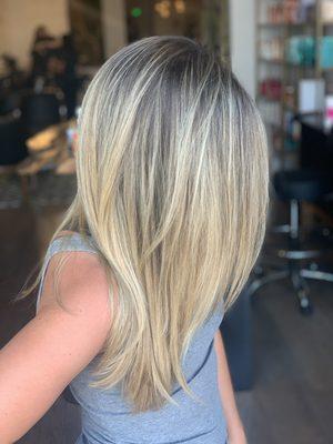 Fresh blonde hi light with a root shadow for a perfect low maintenance blonde with easy grow out