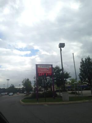 Stop&Shop Gas Station of Dedham -- Dedham Mall : 160 Providence Highway, Dedham               Sign