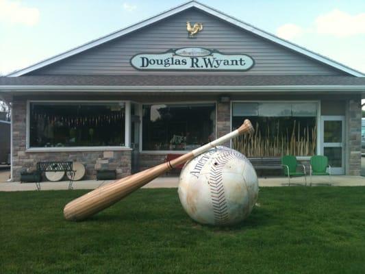 Douglas R Wyant Antiques