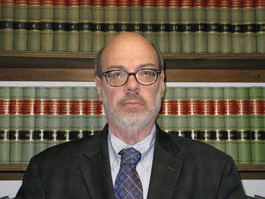 Kenneth Feldman - Jersey City, New Jersey workers compensation attorney. Has over 25 years experience.