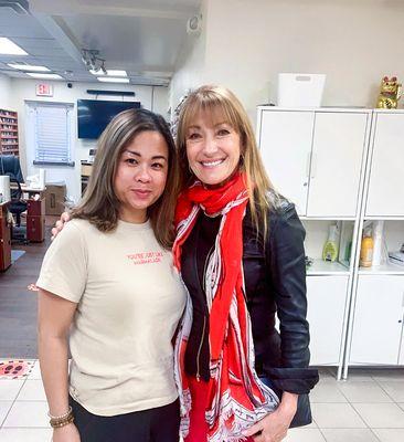 There's a lot of choices out there but you singled us out. Thank you Actress Jane Seymour for putting your trust on Famous Nails Spa.