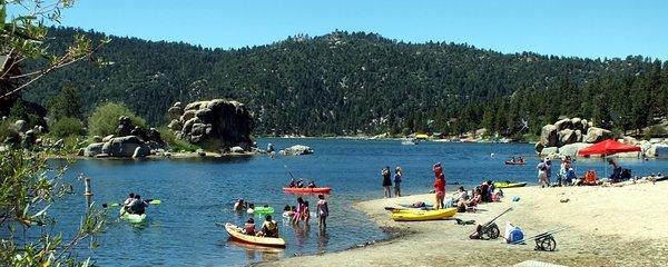 Big Bear Lake allows all to take part in many beaches and free boat/kayak launches located at many marinas.