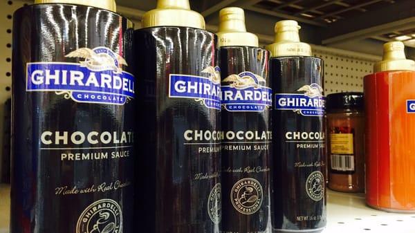 Yes! Ghirardelli chocolate sauce. Mmmm!