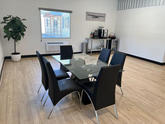 beautiful seating area and coffee snack bar in pilot lounge