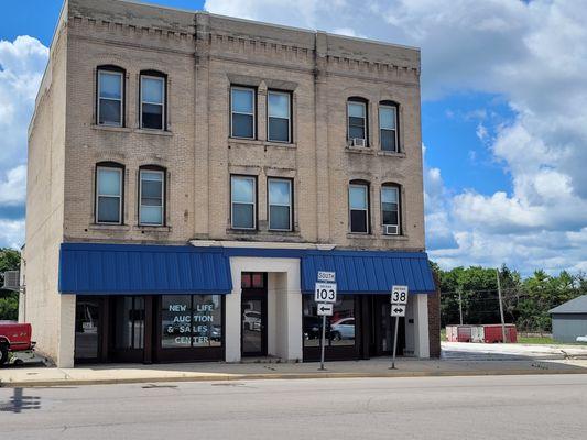 Convenient location in the heart of New Castle. Look for the Blue Awning.