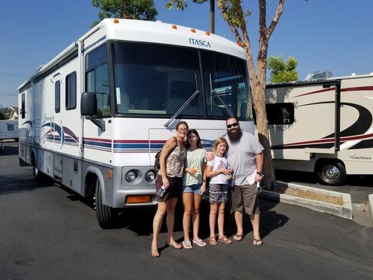 Cue's RV Sales