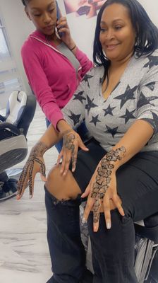 HENNA TATTOOS STAYS UPTO 2 WEEKS