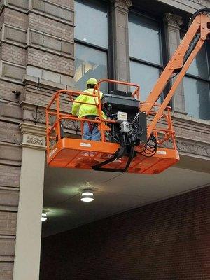 Commercial Masonry In Down town Saint Louis Mo on Washington street Tuckpointing,caulking,coping tiles