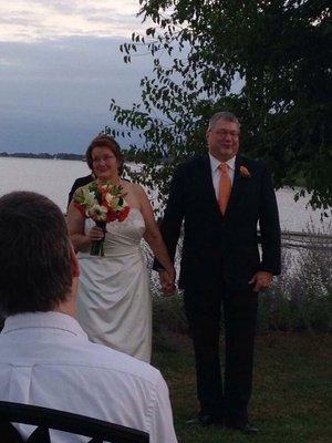 A beautiful love story that grew in an airport! Lovely ceremony at Cascia Winery in Stevensville, MD