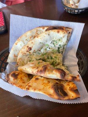 Garlic naan