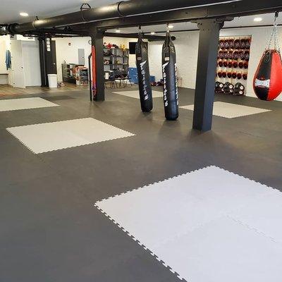 1500 sq feet of mat space