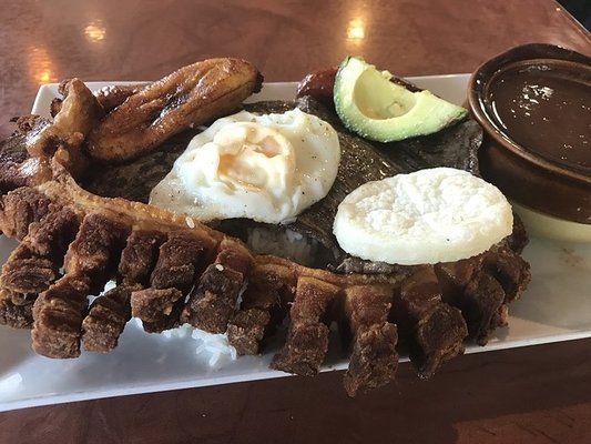 Sabor Y Arte (Bandeja Paisa)