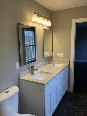 New vanity & quartz top