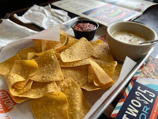 Homemade Queso & Chips