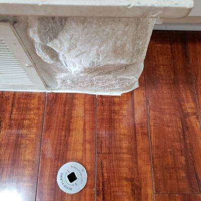 Laminate cuts around fireplace