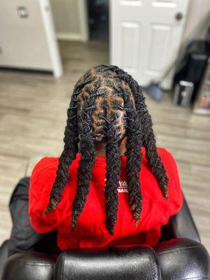 Retwist and basic style by Dawn