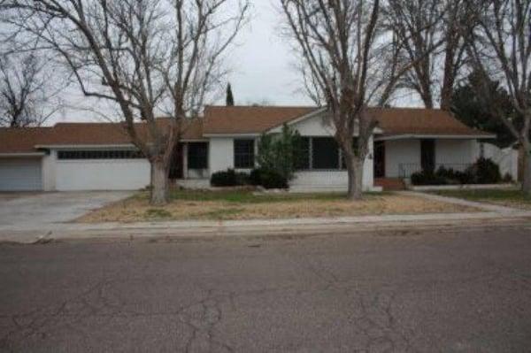 804 S Calvin - Monahans $124,900  Large 3 bedroom, 2 bath home with your upgrades will be a great home...