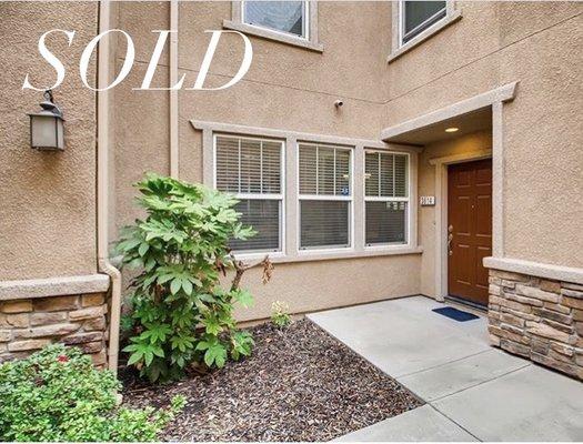 Lovely Hampton Village Condominum in Natomas. Short drive to Sacramento International Airport and Downtown Sacramento. SOLD