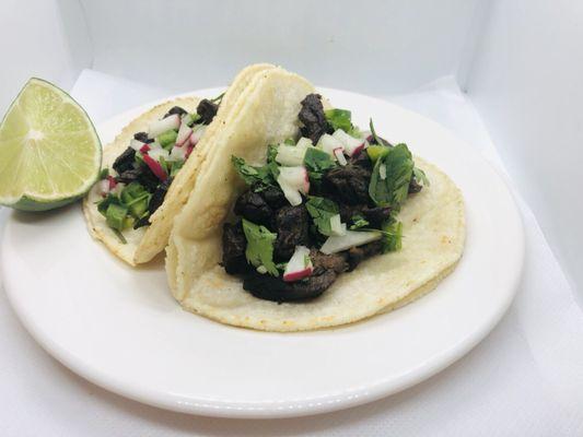 Tacos de carne asada