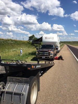 Stuck on TX 287 between Memphis and Hedley waiting on tow to Tri-States Ford in Amarillo.