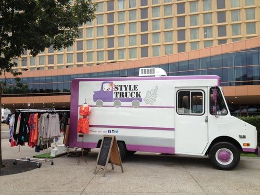 Style Truck at Whirl Magazine's YogaFest